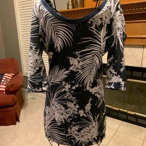 Tight tropical hollister dress